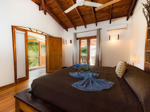 Apartamento Luxurious Spectacular Beachfront Rooftop Penthouse: A Caribbean Paradise