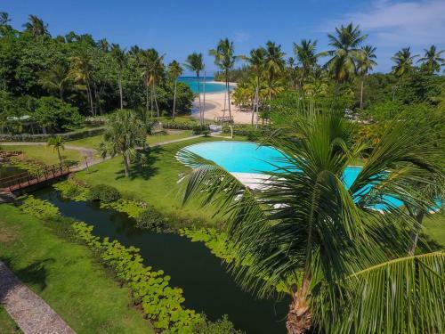 Apartamento Luxurious Spectacular Beachfront Rooftop Penthouse: A Caribbean Paradise