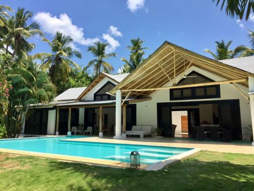 Villa Las Marinas