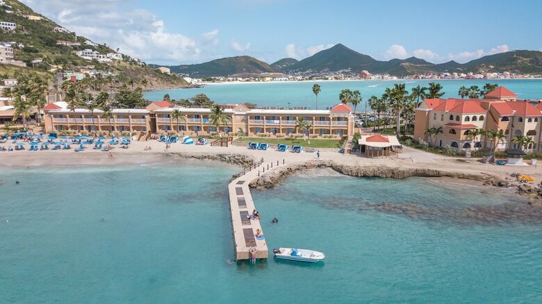 Hotel Divi Little Bay Beach Resort