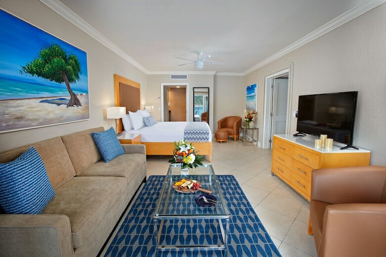 Hotel Divi Little Bay Beach Resort