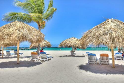 Apartamento Oceanfront 3 Bdr Apt S-b201