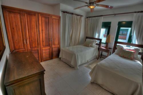 Apartamento Oceanfront 3 Bdr Apt S-b201