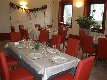 Cascina Marisa Hotel