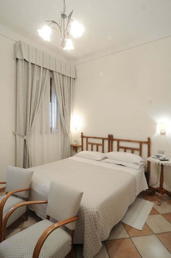 Hotel Toro