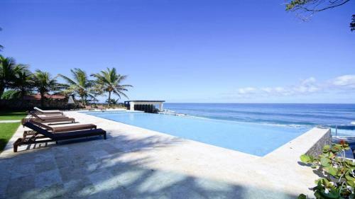 Villa Condo Arenas
