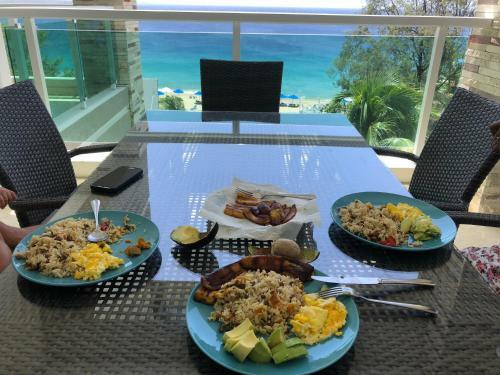 Apartamento Hill Top Condos 5c
