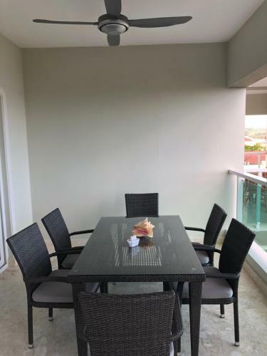 Apartamento Hill Top Condos 5c