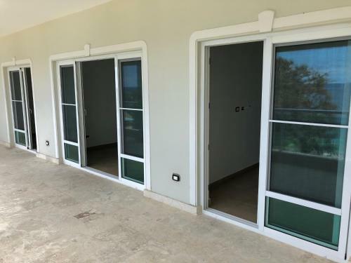 Apartamento Hill Top Condos 5c