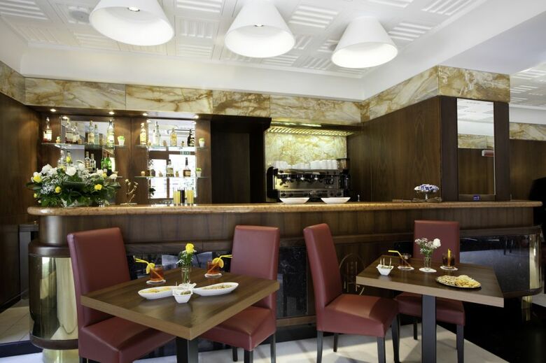 Hotel Naples