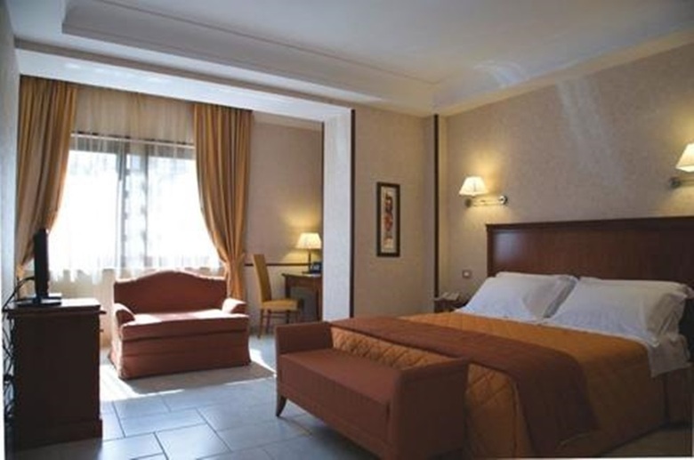 Andris Hotel