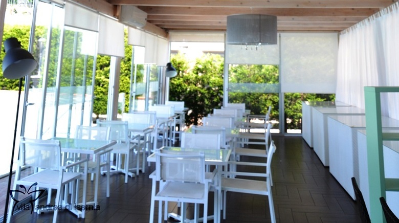 Andris Hotel