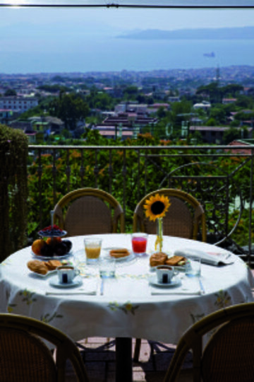 Andris Hotel