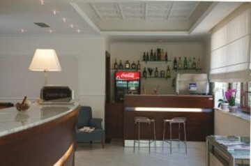 Andris Hotel