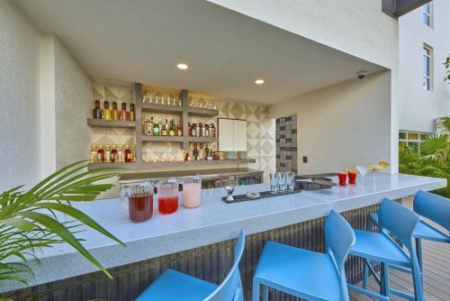 Hotel City Express Suites Canc�n Aeropuerto