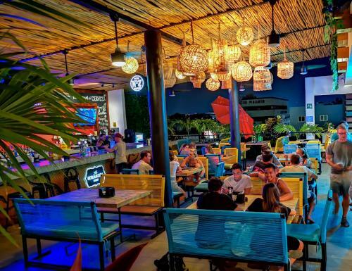 Nomads Hostel & Bar Canc�n