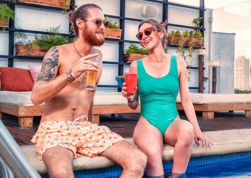 Nomads Hostel & Bar Canc�n