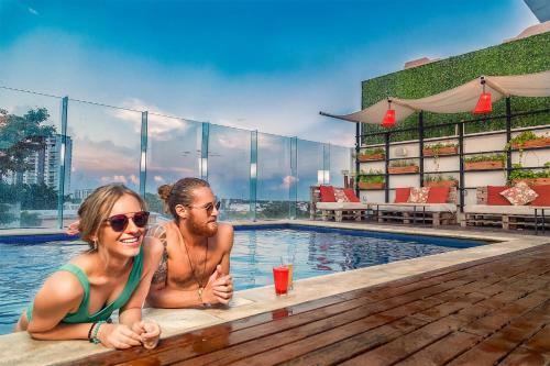 Nomads Hostel & Bar Canc�n