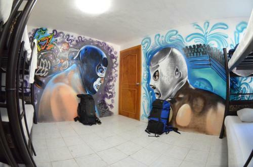 Fiesta Party Hostel - Cancun