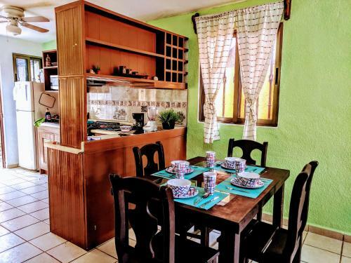 Alice's Home In Cancun
