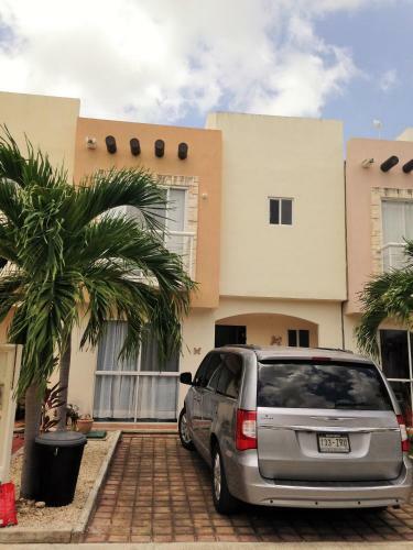 Casa Vacacional En Canc�n Amueblada