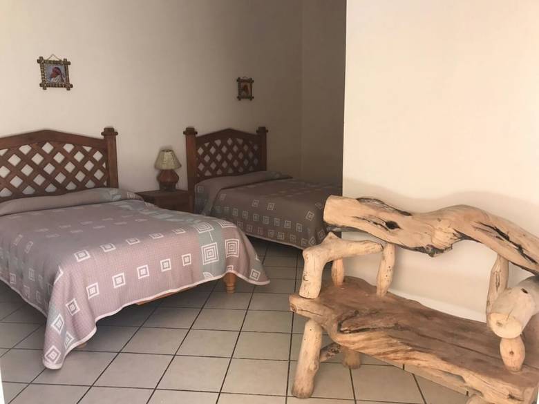 Hotel Puesta Del Sol