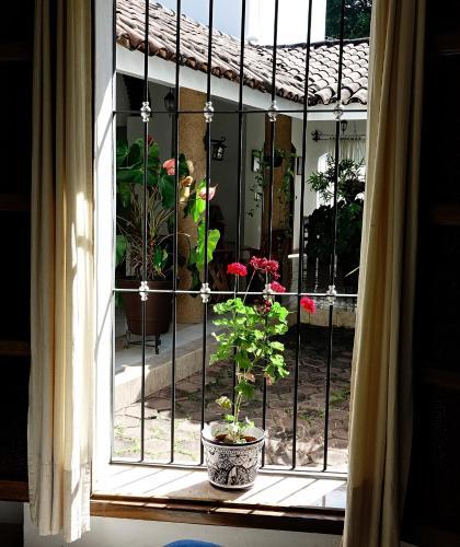 Hostal Casona Nogueras