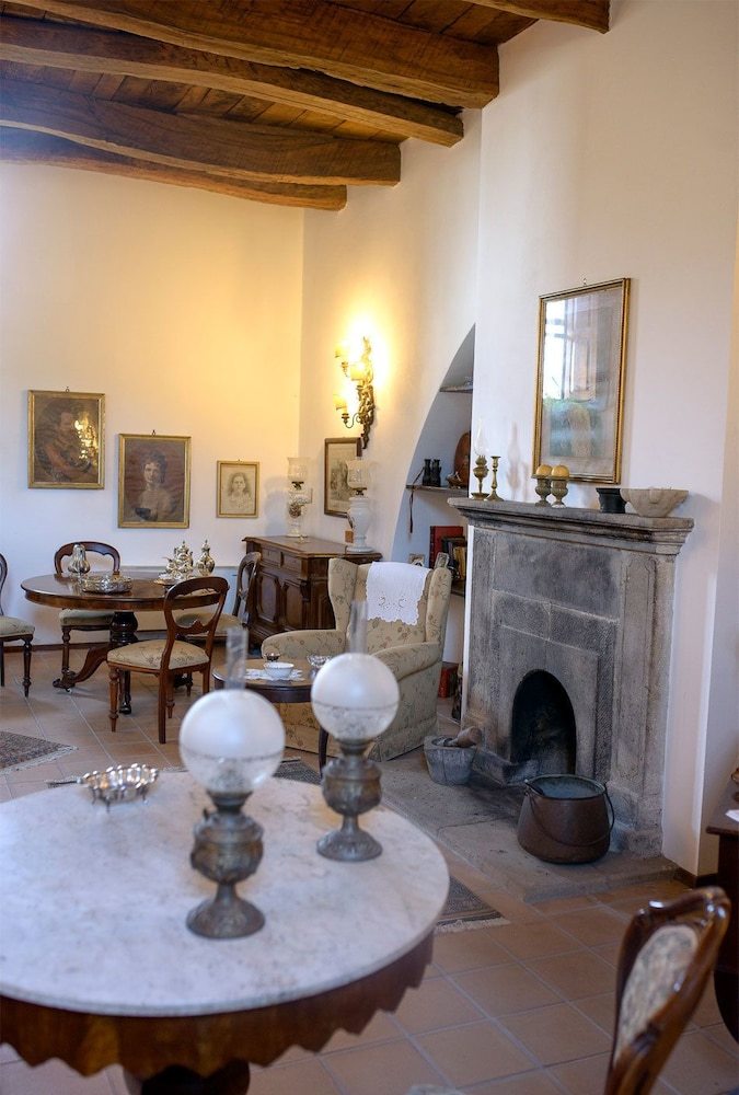 Il Castello Di San Sergio - Bed & Breakfast