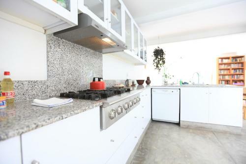 Light And Housewarming In Casa Narvarte