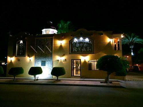 Hotel Posadas Del Ryal