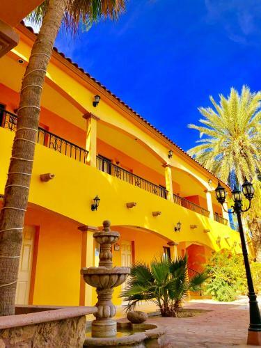 Hotel Posadas Del Ryal