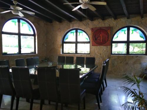 Hotel Rancho Agua Salada