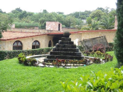 Hotel Rancho Agua Salada