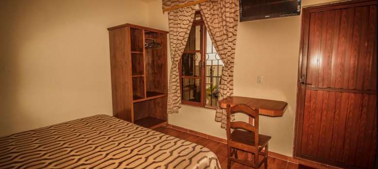 Hotel & Suites Posada Molina