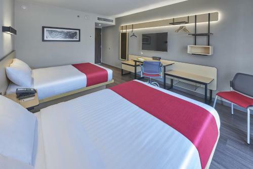 Hotel City Express Ensenada