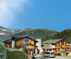 Boscone Suite Hotel
