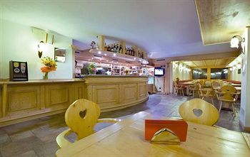 Boscone Suite Hotel