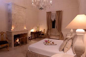 Hotel Castello Camemi
