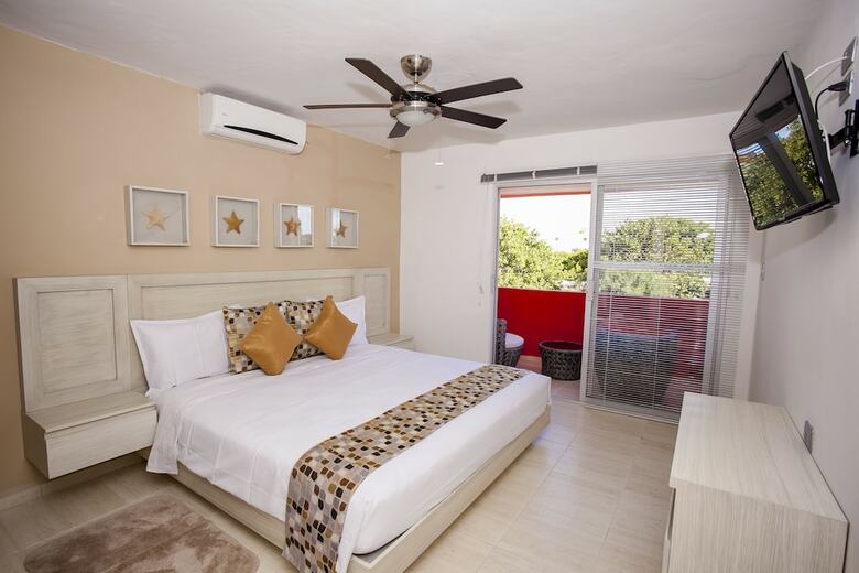 Hotel Isla Zamna