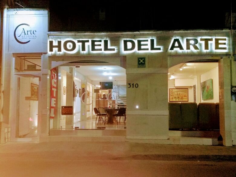 Hotel Del Arte Y Figura
