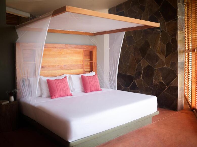 Cocolia Hotel