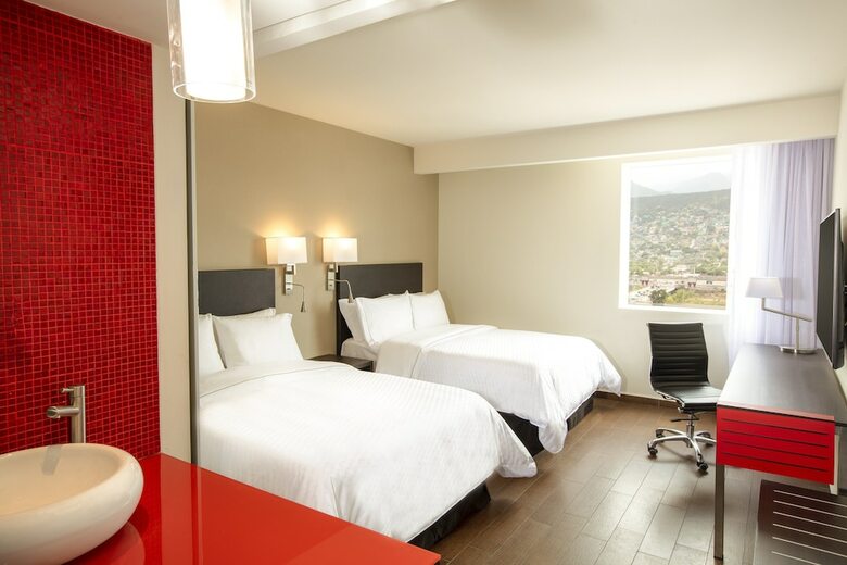 Hotel Fiesta Inn Express Monterrey Centro