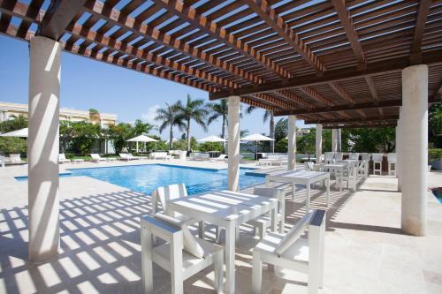 Magia Three Bedroom Apartment