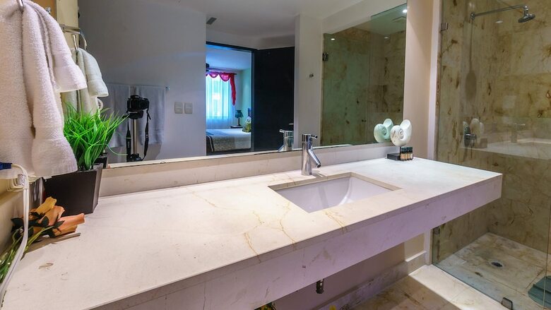 Apartamento The Elements Oceanfront & Beachside Condo Hotel