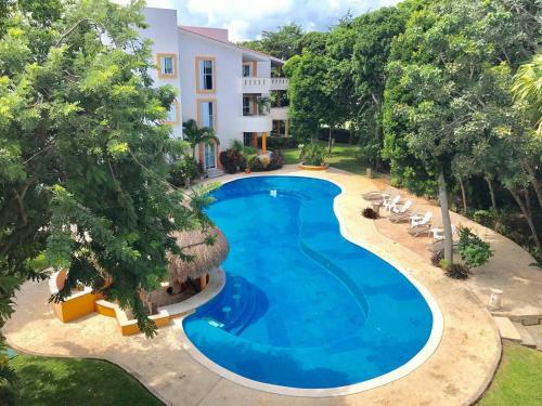 Apartment Front Beach