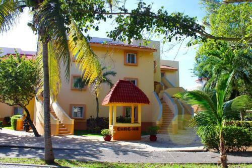 Apartment Front Beach