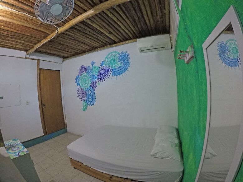 Hostel Playa By The Spot