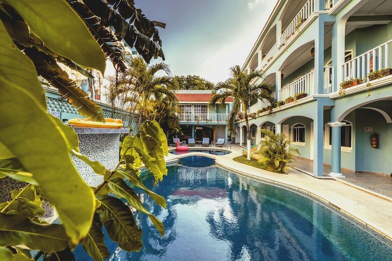 Hotel Selina Playa Del Carmen