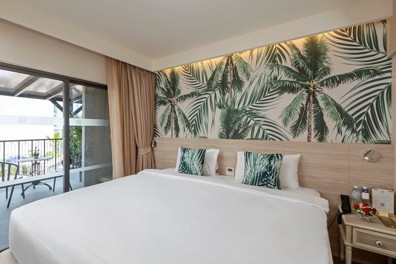 Hotel Sawaddi Patong Resort (deluxe)