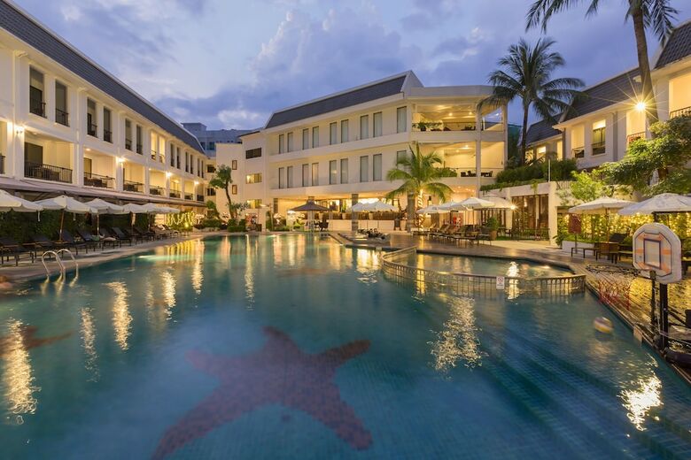Hotel Sawaddi Patong Resort (deluxe)